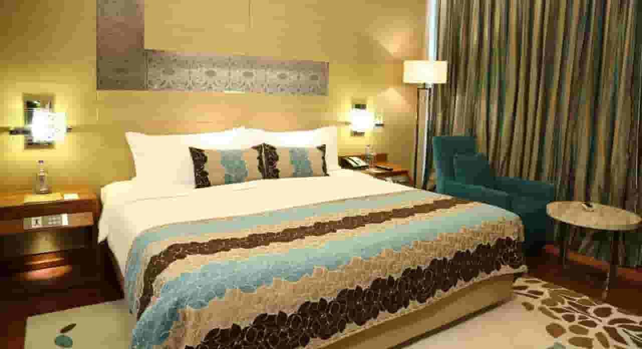 escort in taj city center